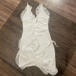 Beverly Hills Heiress White Ruffle Asymmetric Dress Size M NWT